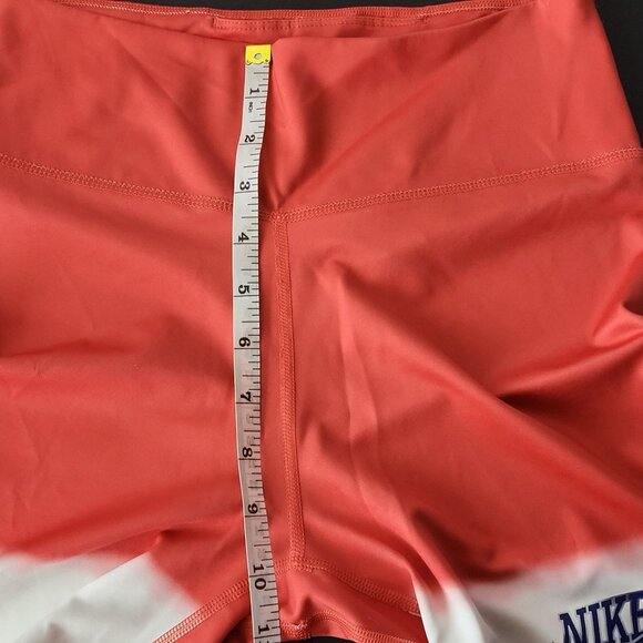 Nike One Womens Dri-Fit Tie-Dye Tight Fit Biker Shorts Size Small Active Stretch - Picture 9 of 11
